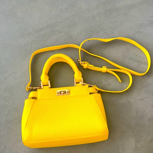 Forever 21 Handbags - Forever 21 mini Bag